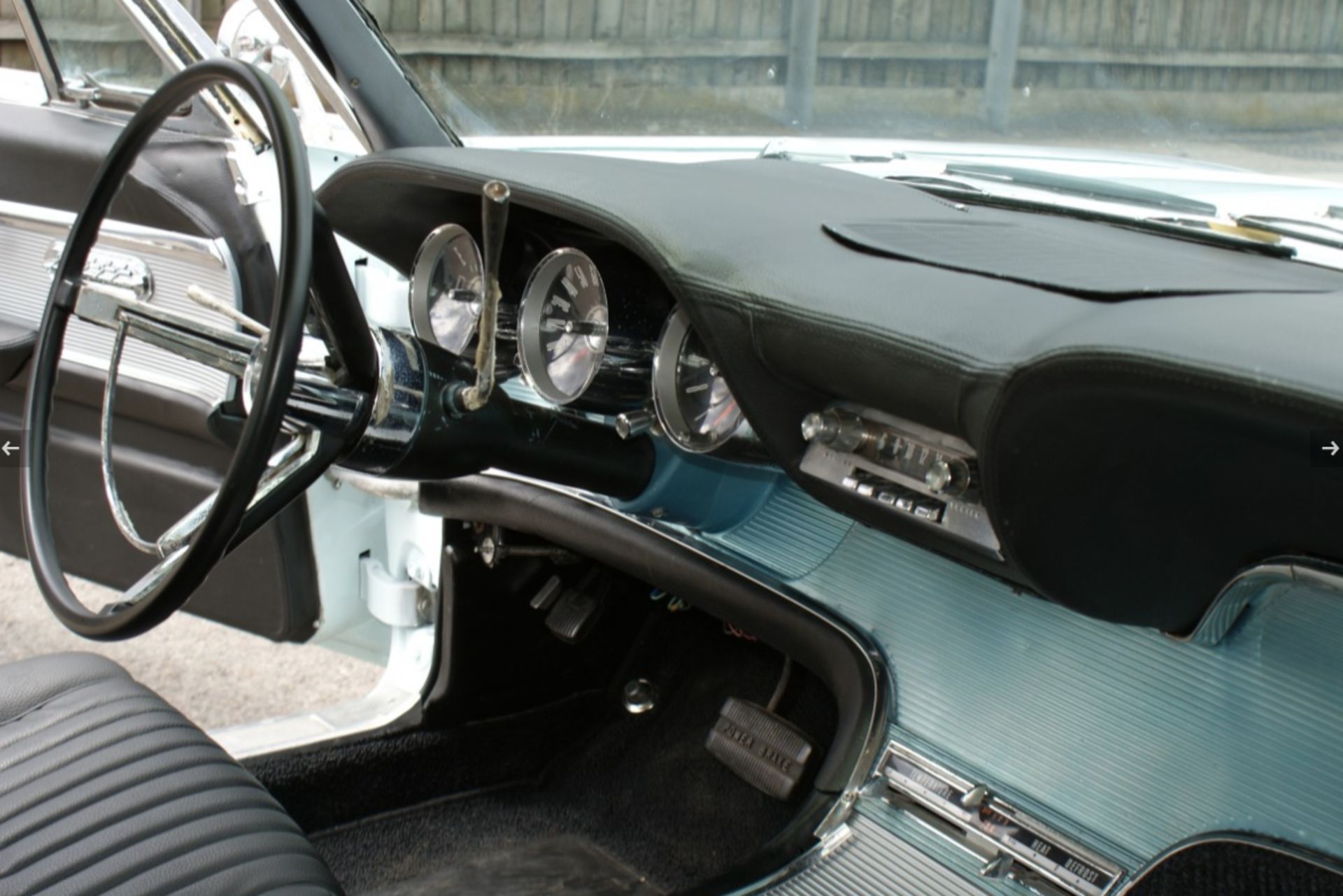 Ford Thunderbird 1961 - Image 6 of 11