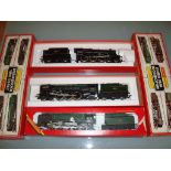 A group of three Hornby Steam locomotives to include a Britannia, an Evening Star and a Black Five -