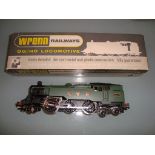 A Wrenn W2220 2-6-4 tank locomotive in GWR livery - Very Good, Good box - vendor advises tested