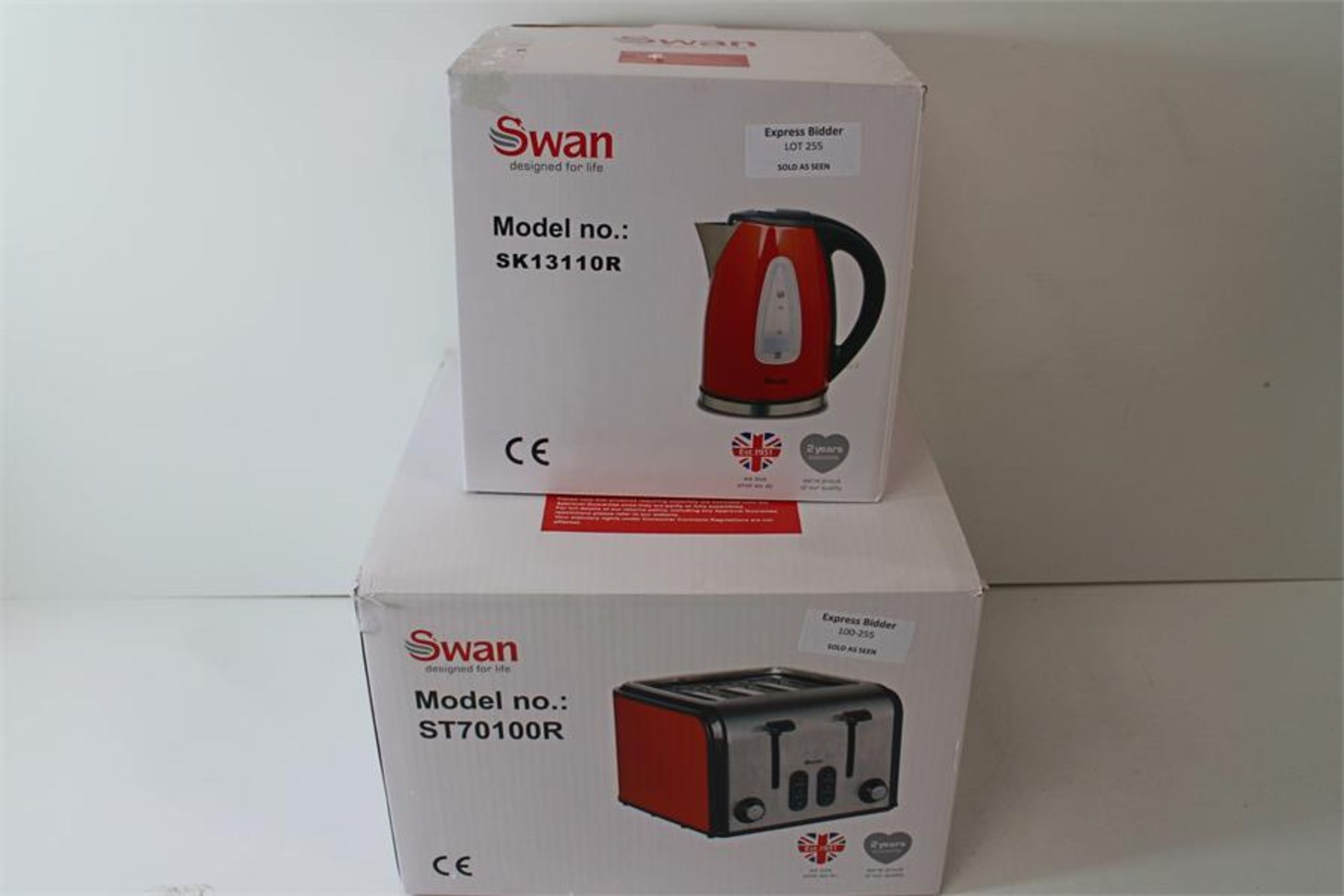 SWAN KETTLE AND 4 SLICE TOASTER PACK