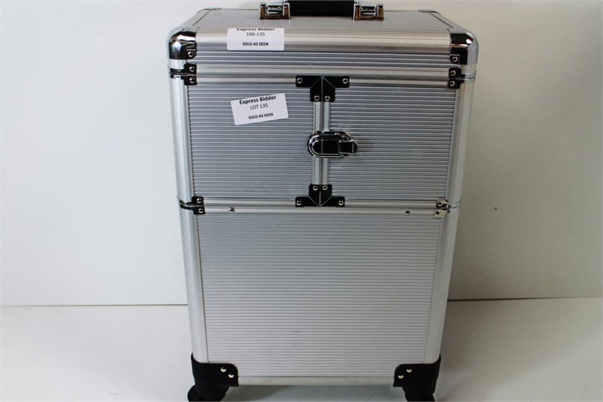 Silver Trolley Vanity Case