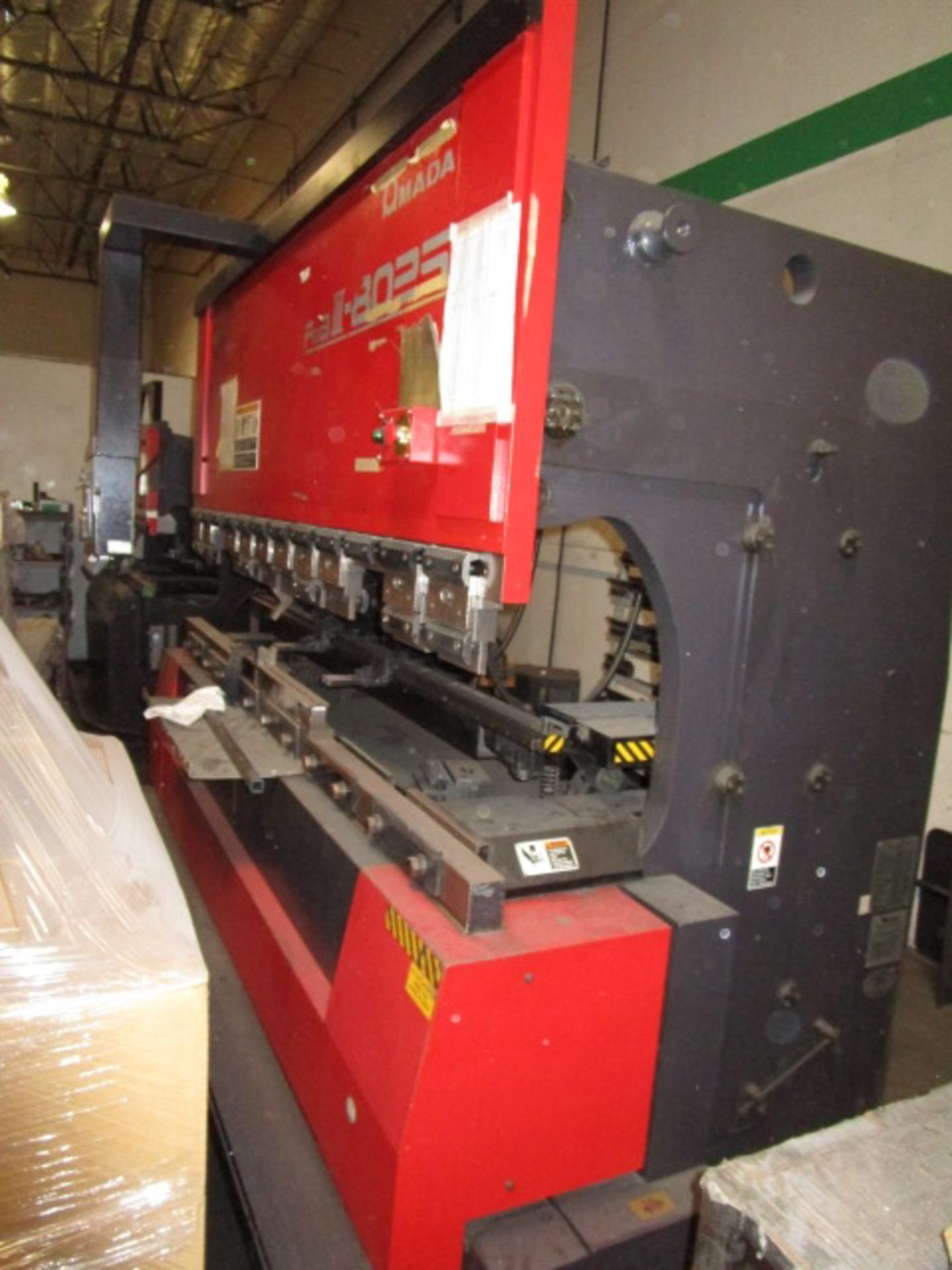 Amada FBD-8025NT Press Brake Machine, Model FBD-8025NT, Serial Number 80250388 - Image 3 of 22