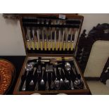 Cased cutlery