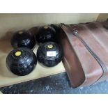 4 x Slazenger bowls and case