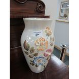 Large Arthur wood vase
