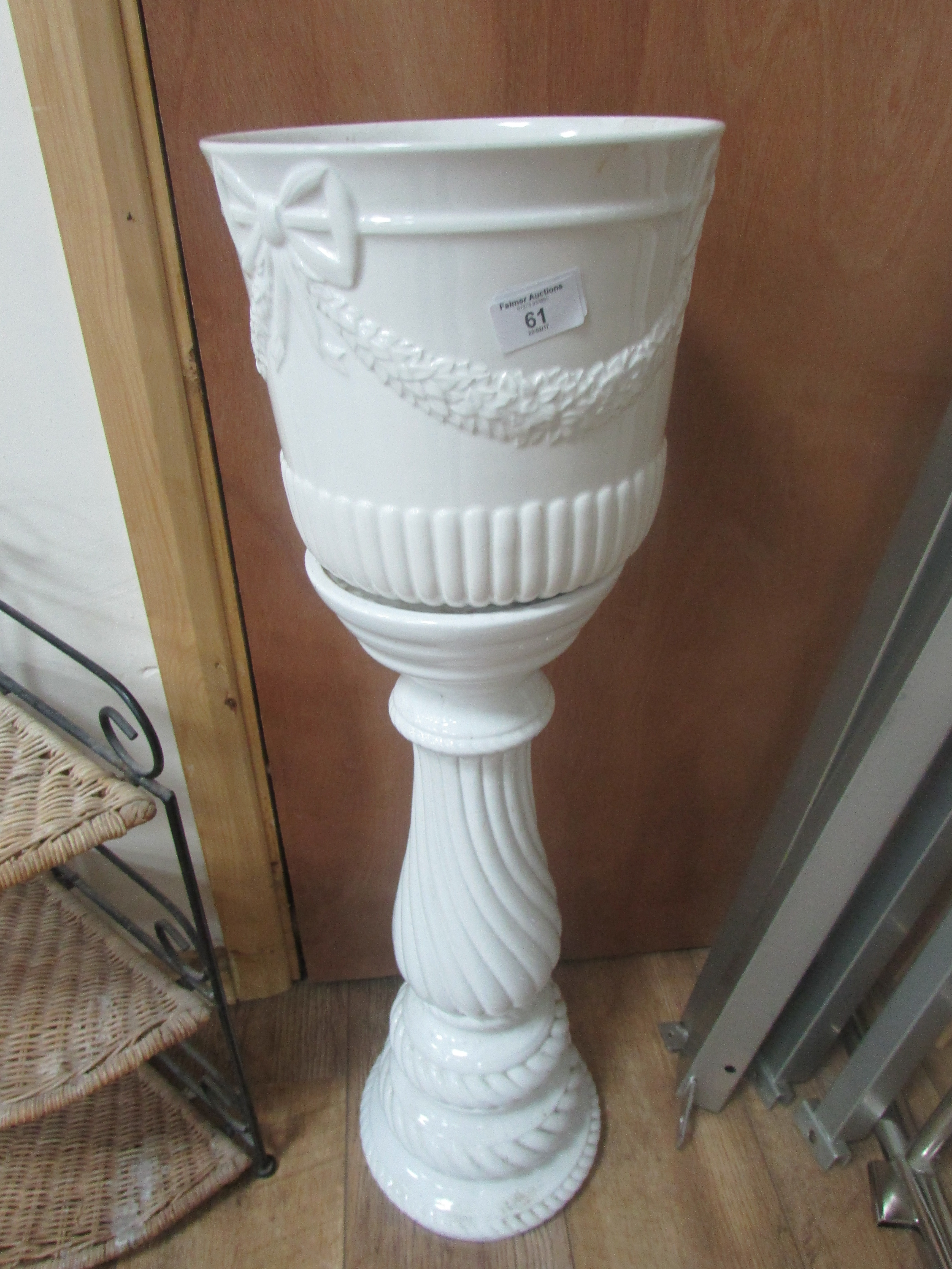 White ceramic plant stand and planter