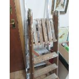 Metal step ladder + wooden step ladder