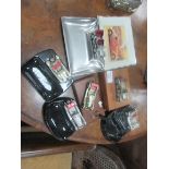 5 car ashtrays and 2 others