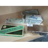 2 vintage boxed razors