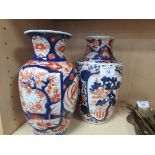 2 Imari vases