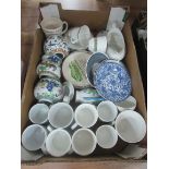 Box of miscellaneous china