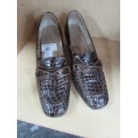 Pair of Italian crocodile shoes Ladies size 4 UK
