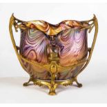 Vase mit Metallmontage Wilhelm Kralik Sohn, Eleonorenhain, um 1900 Farbloses Glas mit