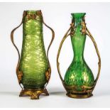 2 Vasen mit Montage "Creta Diaspora" und "Chiné" Loetz Wwe., Klostermühle, um 1900 Grünes, optisch