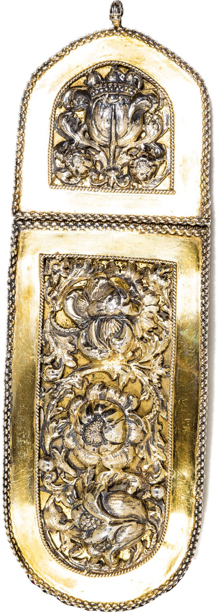 Außergewöhnlich großer Trachtengürtel Kronstadt Meister ES 18.-19. Jh Silber-vergoldet. Auf rotem - Image 3 of 3