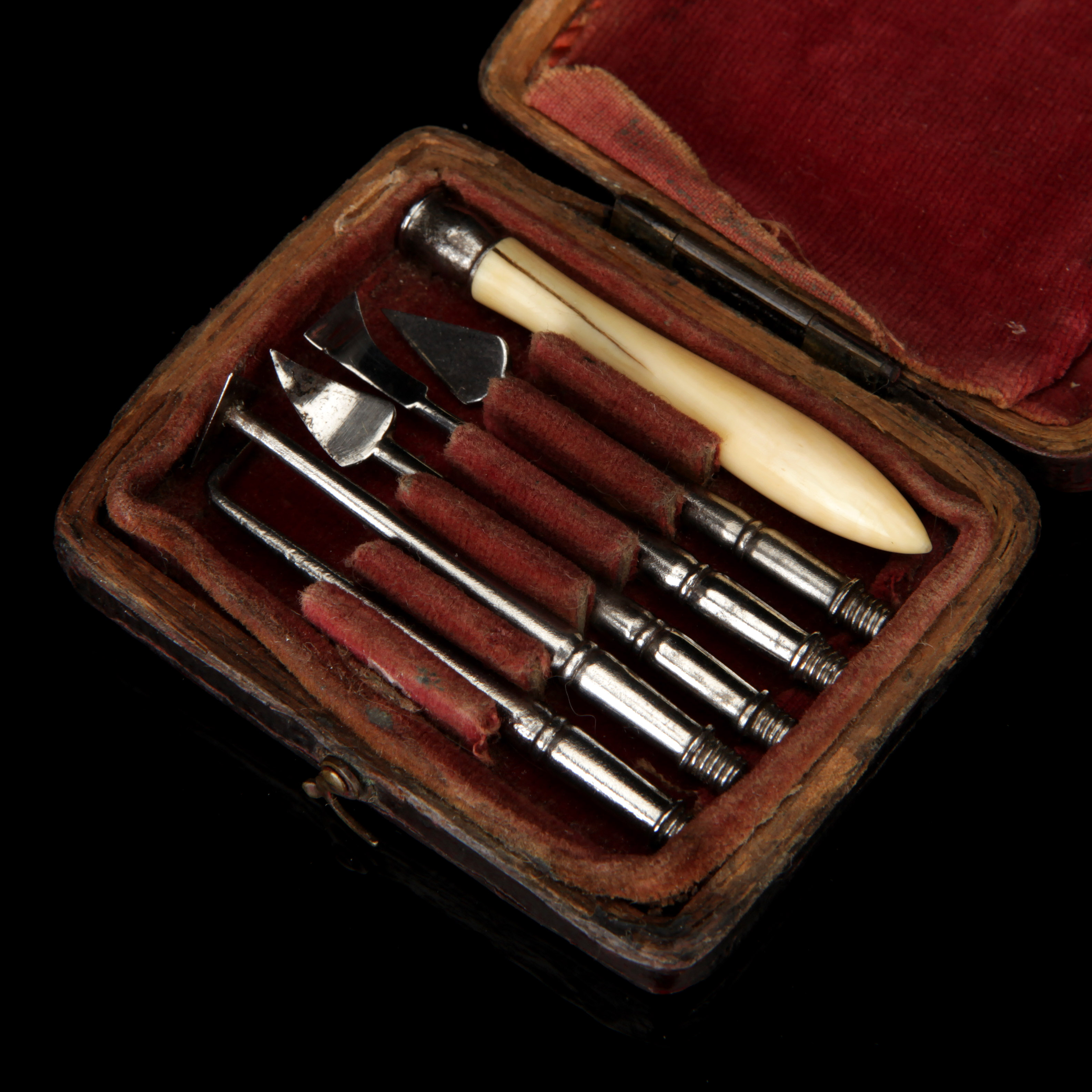 A Set of Georgian Dental Scalers with Mirror, - Image 2 of 3