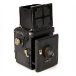 A Thornton-Pickard Rubyette No.2 Reflex Camera,