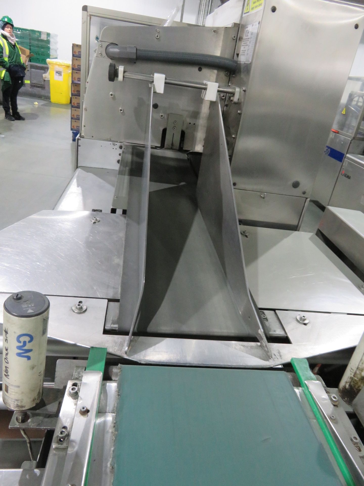 Ulma PV350 Flow-wrapper. Inverted, Box Motion Jaws 400mm wide. Flat bed infeed 2500mm long with - Image 3 of 6