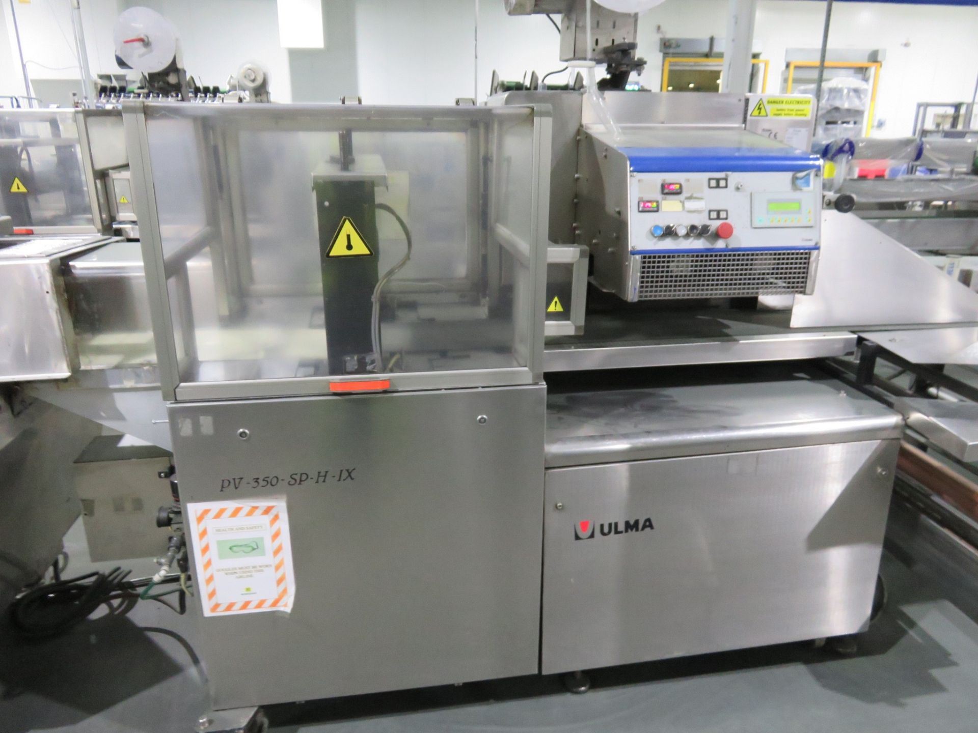 Ulma PV350 Flow-wrapper. Inverted, Box Motion Jaws 400mm wide. Flat bed infeed 2500mm long with - Image 5 of 6