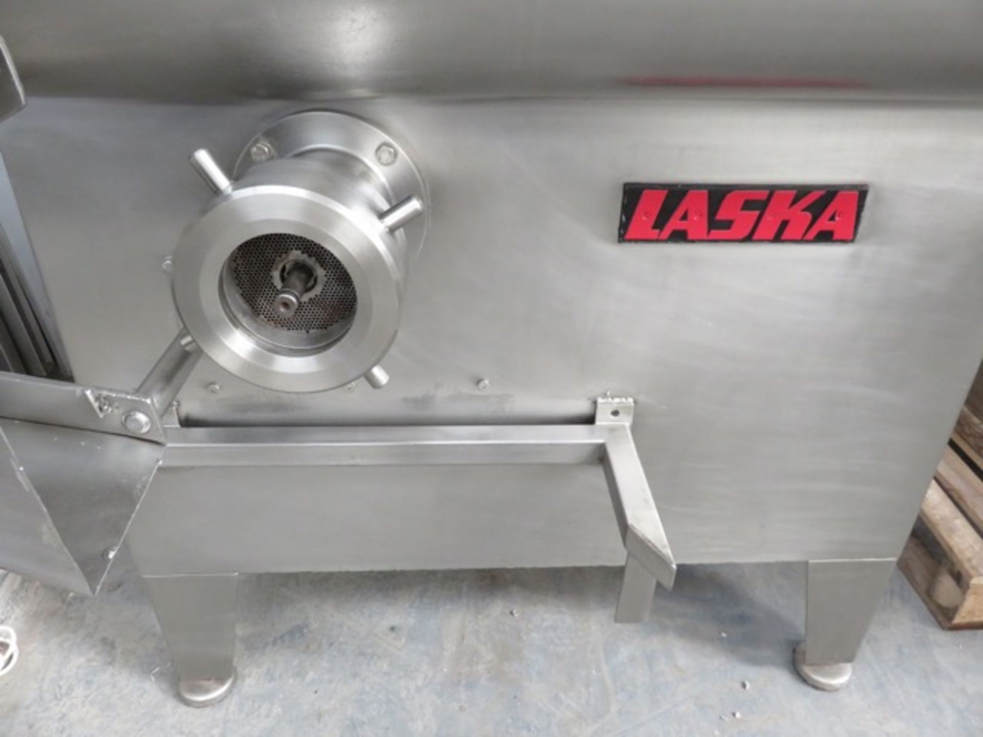 Laska cross feed Mixer Grinder Model WMW1330 this has been rebuilt, Totally S/s 400litre mixer/grind - Image 3 of 8