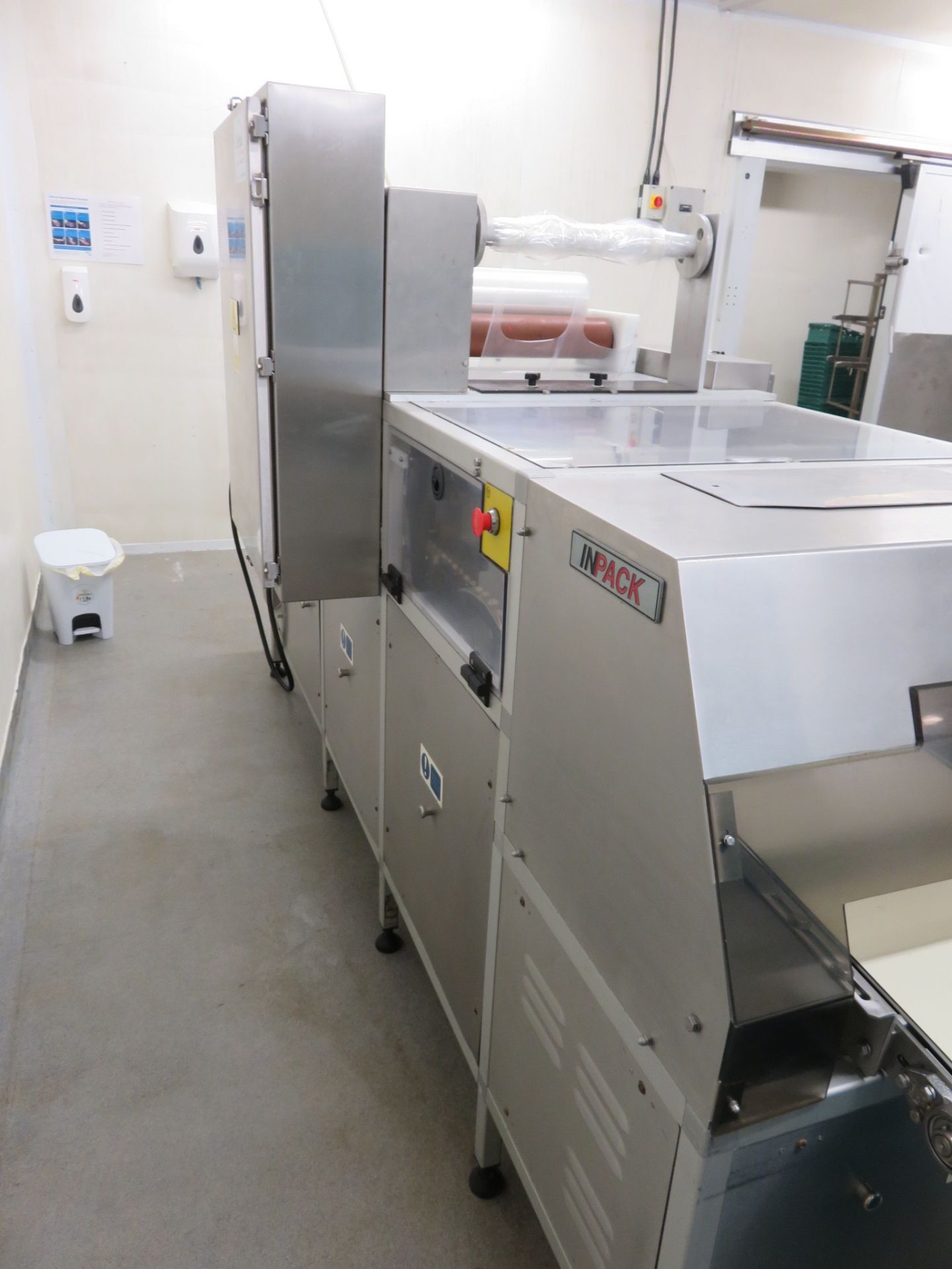 Ross Inpack Junior A20 Automatic Tray Sealer. 10 cycles per minute. Gas & Vacuum. Film width - Image 8 of 8