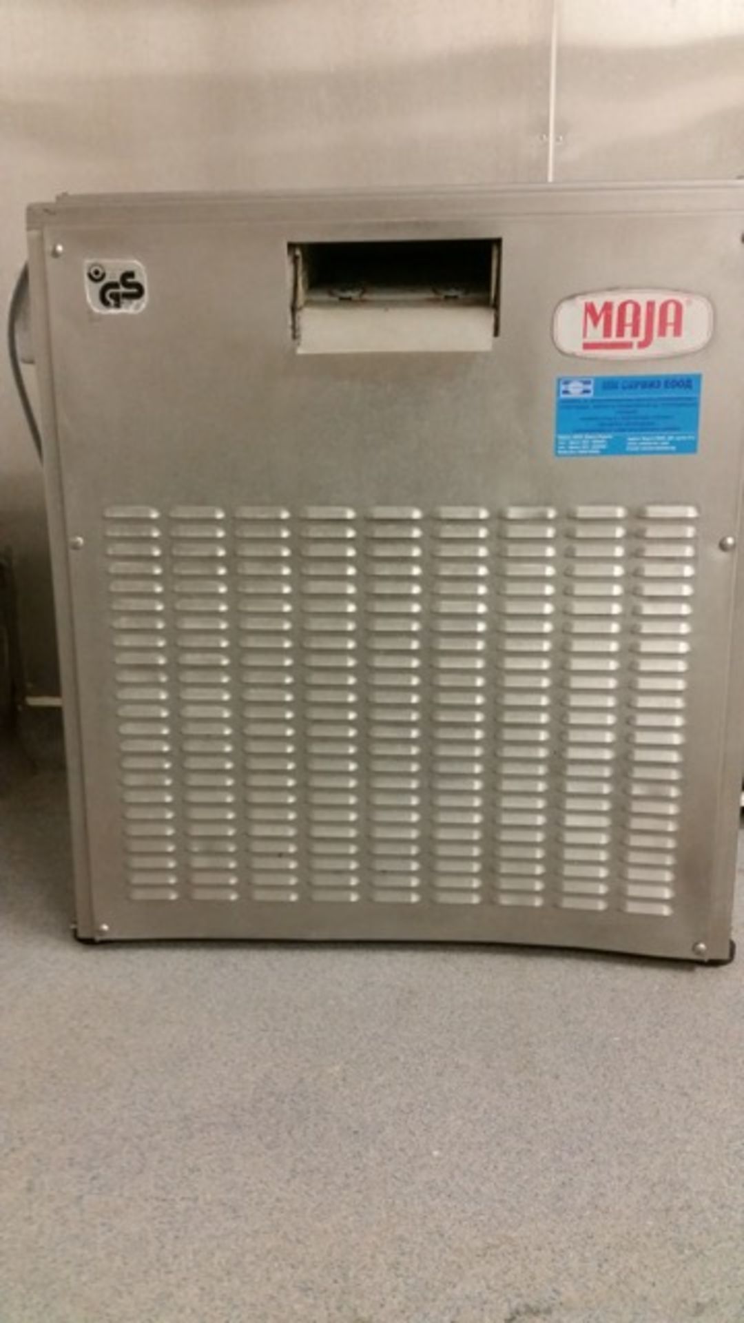 Maja Ice machine. Approx. 300 kilo per hour. Totally S/s lift out £25