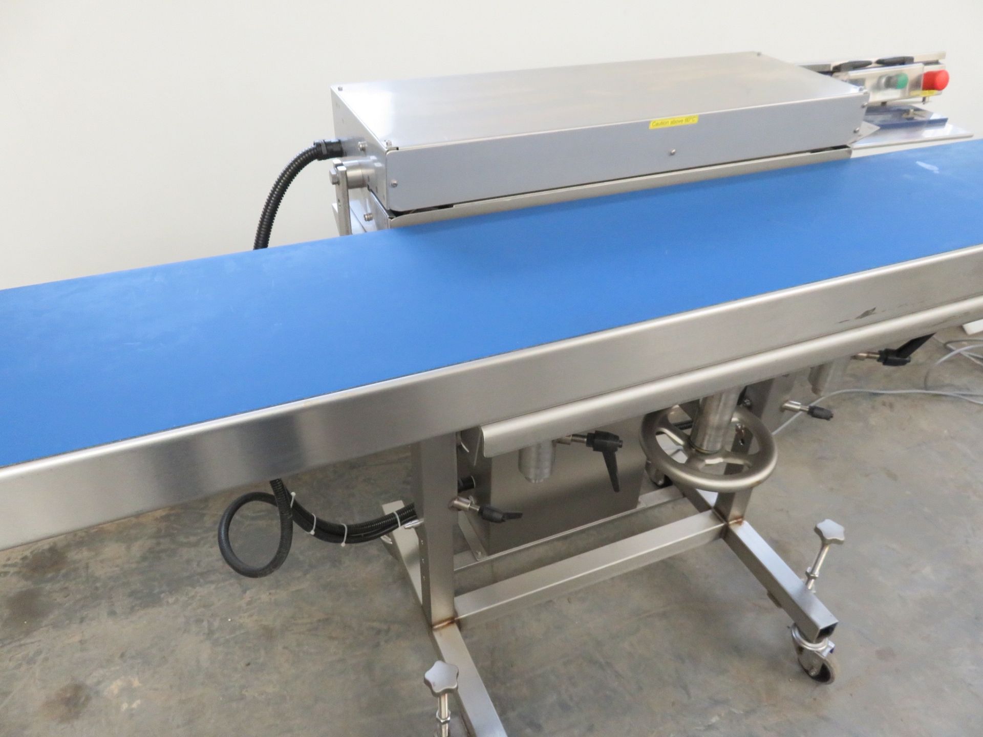 Continuous Bag Sealer by Astrapac. Totally S/s lift out £10 - Image 3 of 3