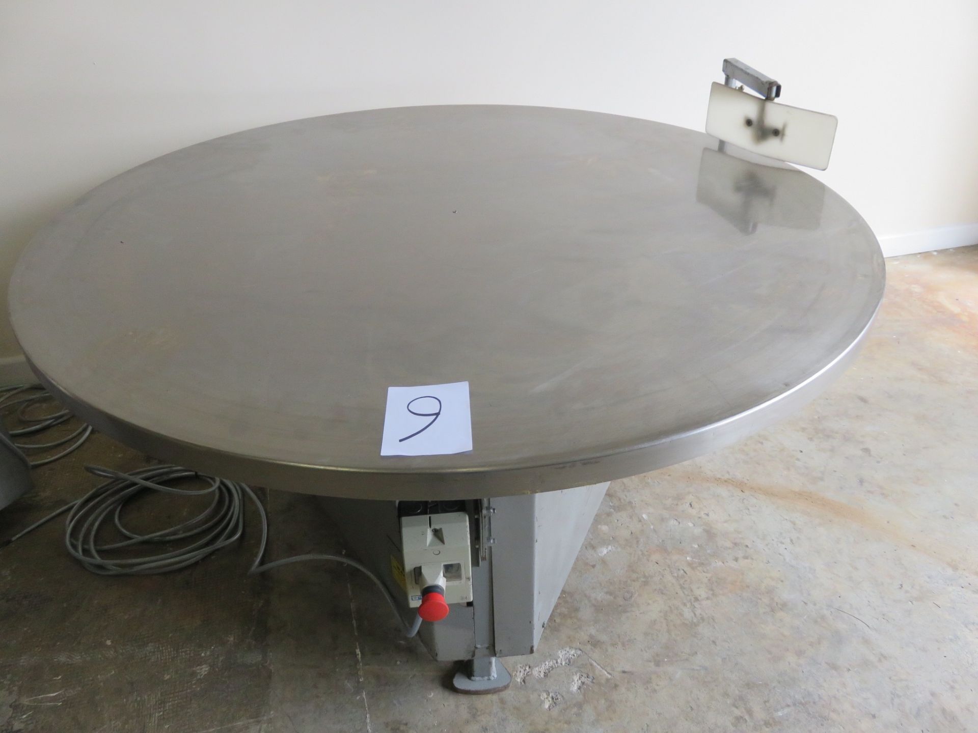 PEAL Lazy Susan diameter 1.5m. S/S top. single phase lift out £10