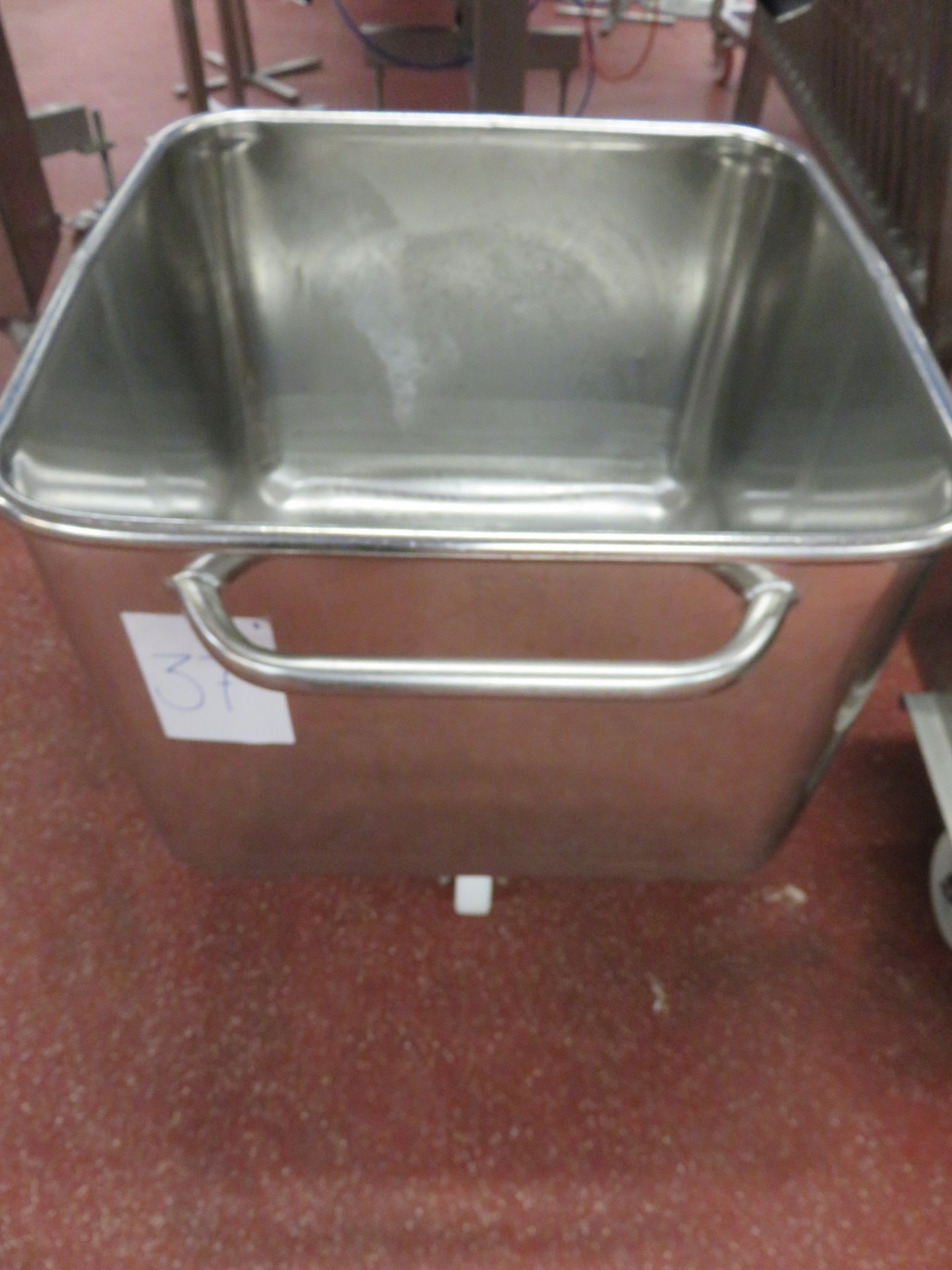 200 litre S/s mobile Tote Bin . Lift Out £5