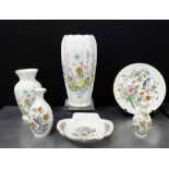 A mixed lot to include Aynsley Wild Tudor patterned vases, Wedgwood Kutani Crane pattern vases,