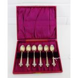 George V silver Celtic engraved teaspoons by C.W. Fletcher and Son Ltd, Sheffield 1915, in fitted