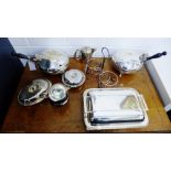 A quantity of Epns wares to include a pair of food warmers with turned wood handles, an entree dish,