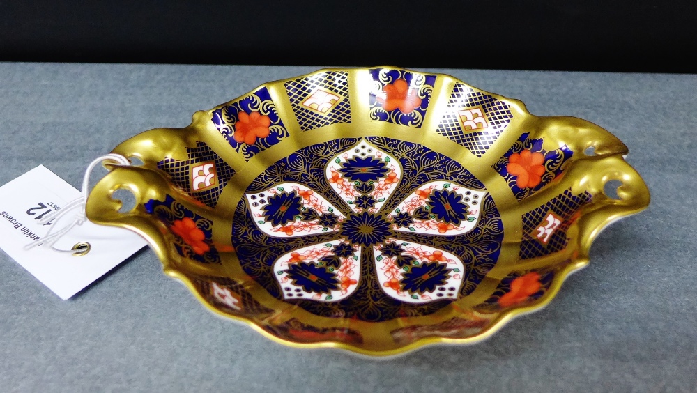 A Royal Crown Derby 'Imari' patterned 1128 dish, 16cm wide