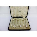 A set of six Sheffield silver teaspoons, circa 1960 (6)