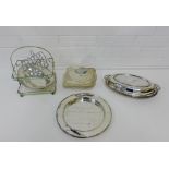 A quantity of Epns wares to include a toast rack, a cake stand, entree dish, tray, bowl etc., (a