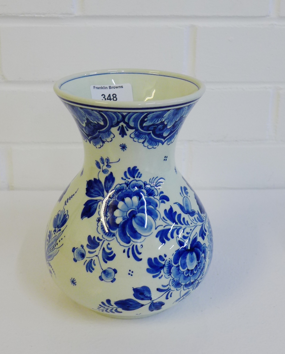 A Delfts Blauw blue and white vase, 19cm high