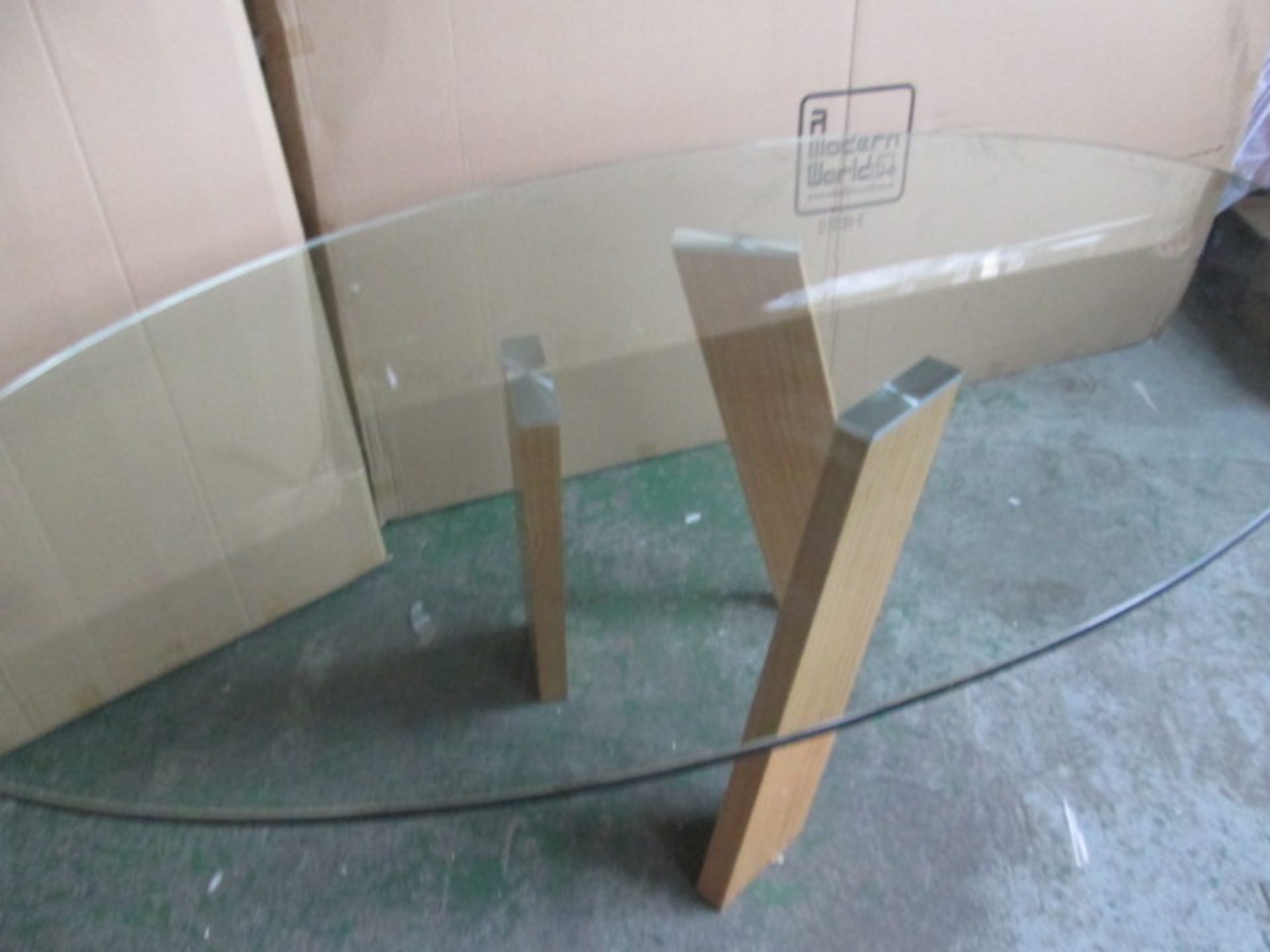 Boxed/As New: Levitat Dining Table with Wood Legs & Glass Oval Top. Size (H) 75cm x (W) 204 x (D) - Image 6 of 8