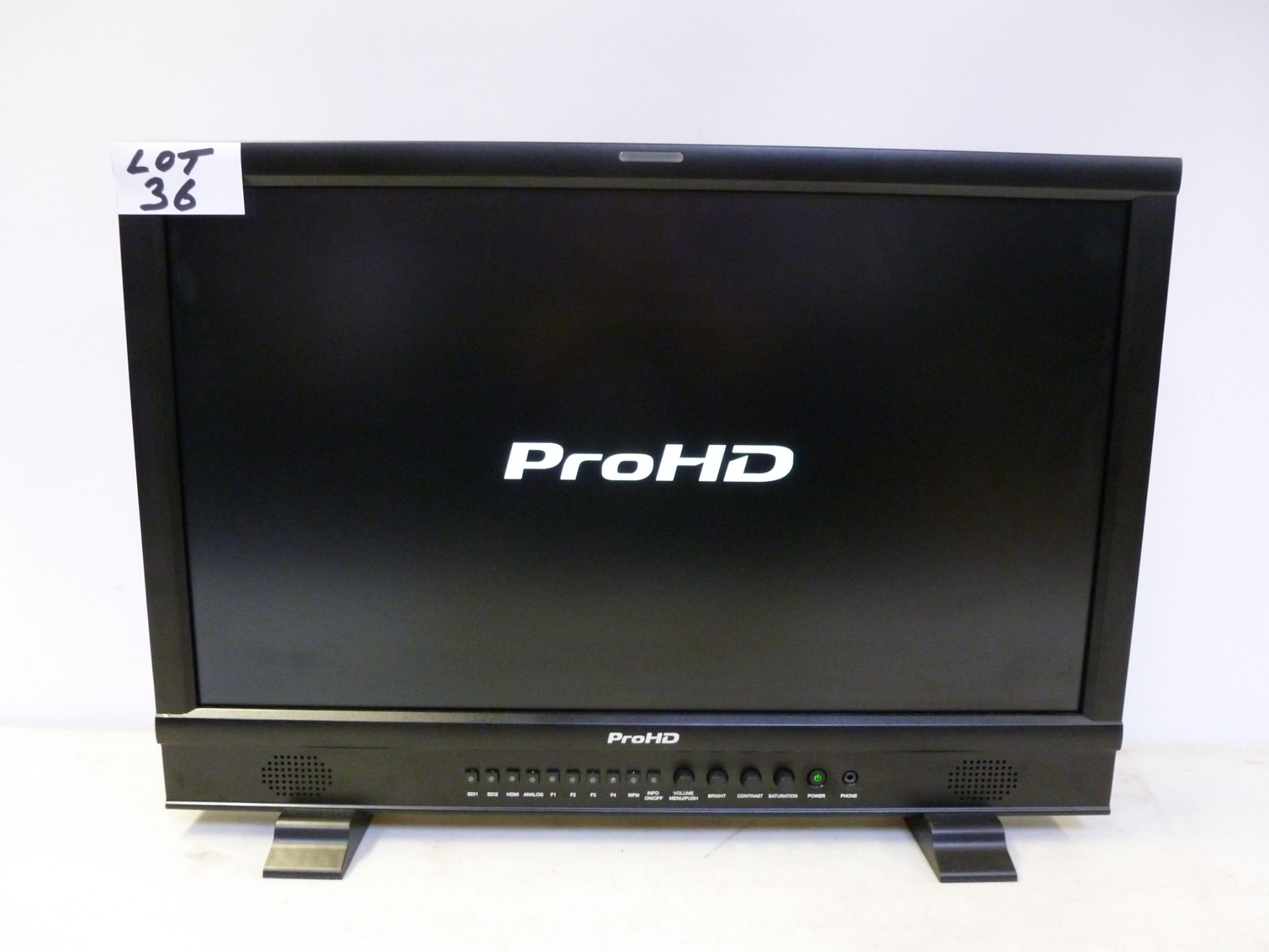 Pro HD 24" Broadcast Panel Studio LCD Monitor, Model DT-N24F, S/n 00090779. Comes with Power