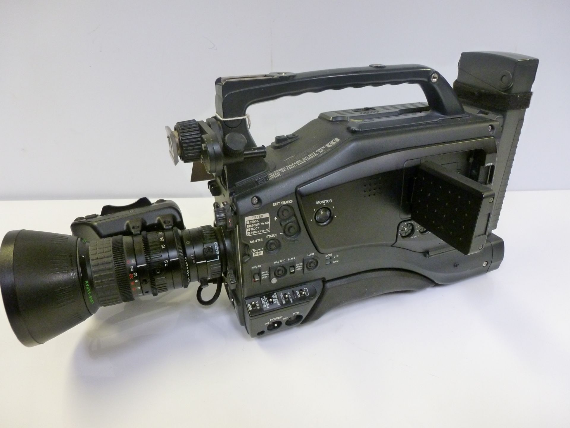 JVC Digital Video Camera, Model GY-DV5100E, Serial No 08030313. Comes with Fujinon S14 x 7.3B12U - Image 5 of 9