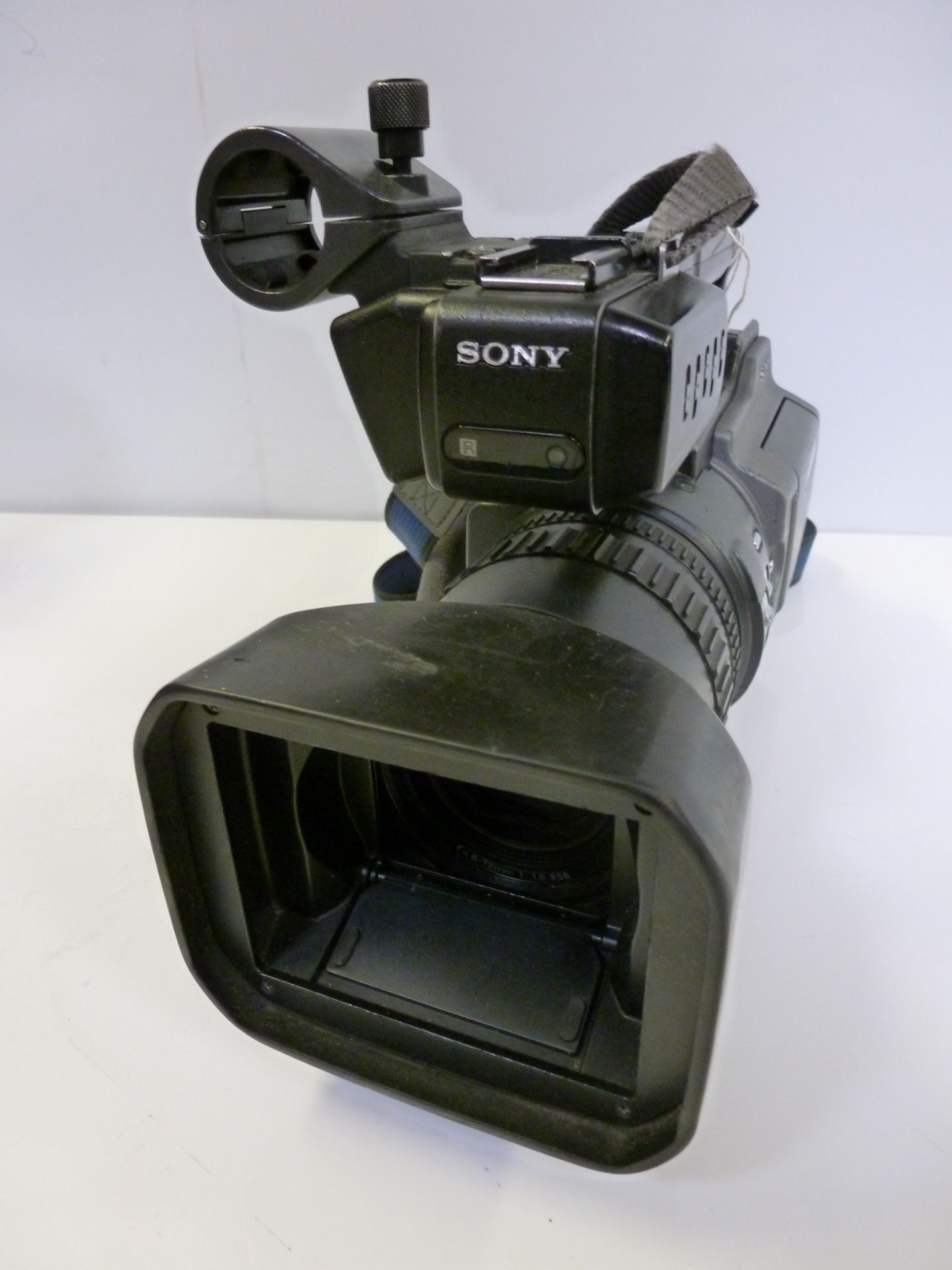 Sony Digital Video Camera, Model DSR-PD170 with 3CCD 12 x Lens. - Image 5 of 5