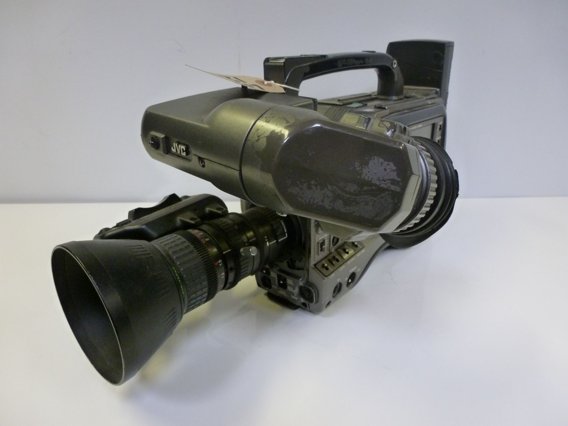 JVC Digital Video Camera, Model GY-DV500. Comes with Viewfinder & Fujinon S14 x 7.3B12U Lens. - Image 4 of 9