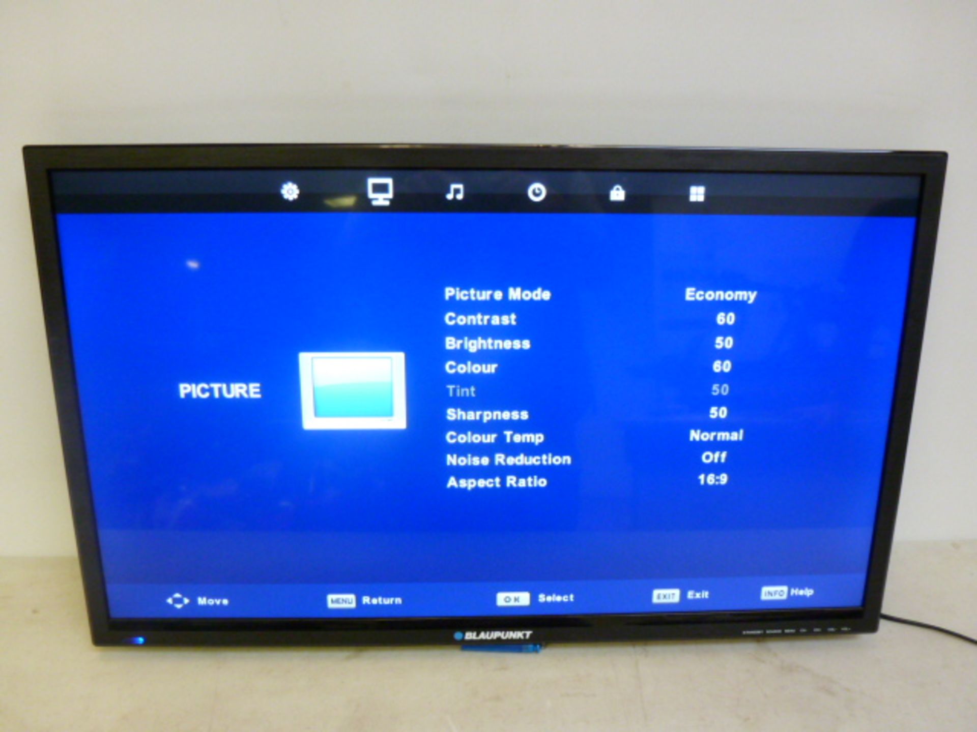 Blaupunkt 32" LED TV, Model 32/1361-WB-11B. No Remote