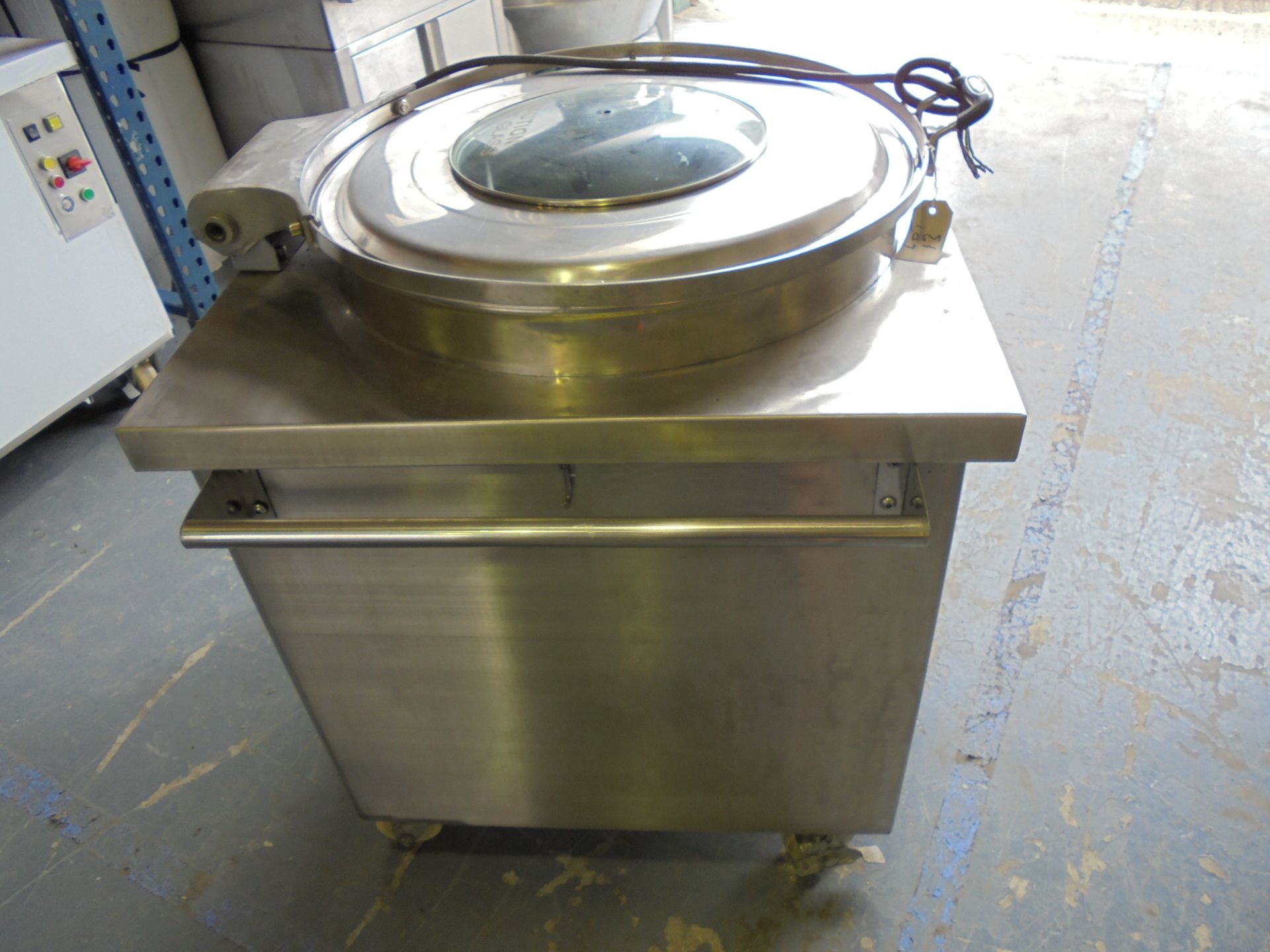 Yiko Chinese Duck Roaster, Model WCC-990GZ. Size (H) 90cm x (D) 85 x (W) 76cm on Castors. 3 Phase. - Image 2 of 6