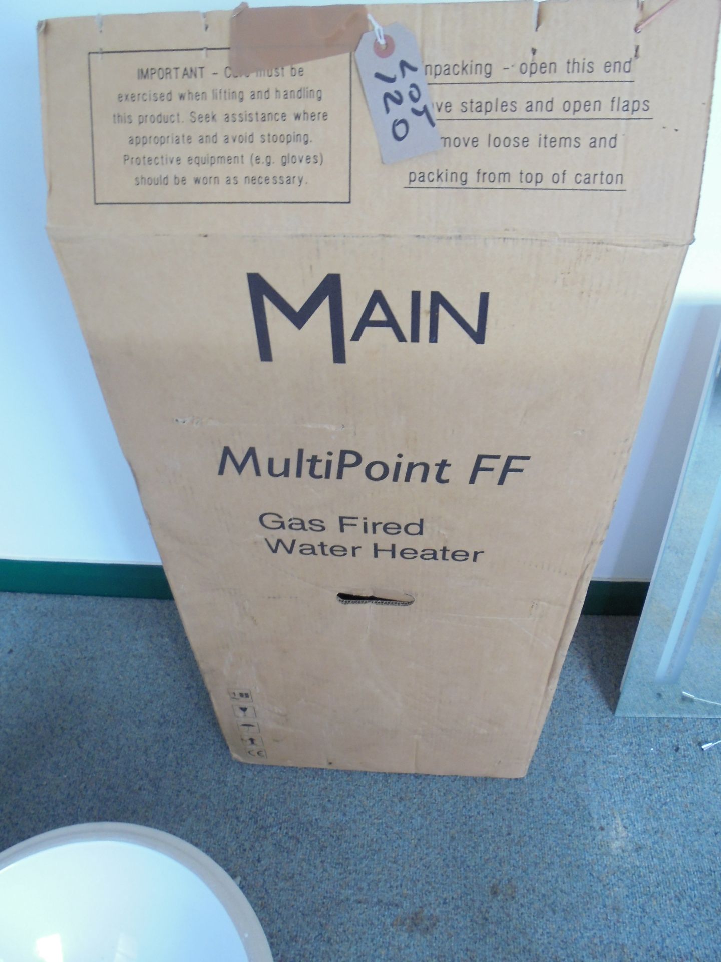 Main Multipoint FF Gas Fired Water Heater with Fittings & Instruction Manual. Boxed as New. - Image 4 of 4