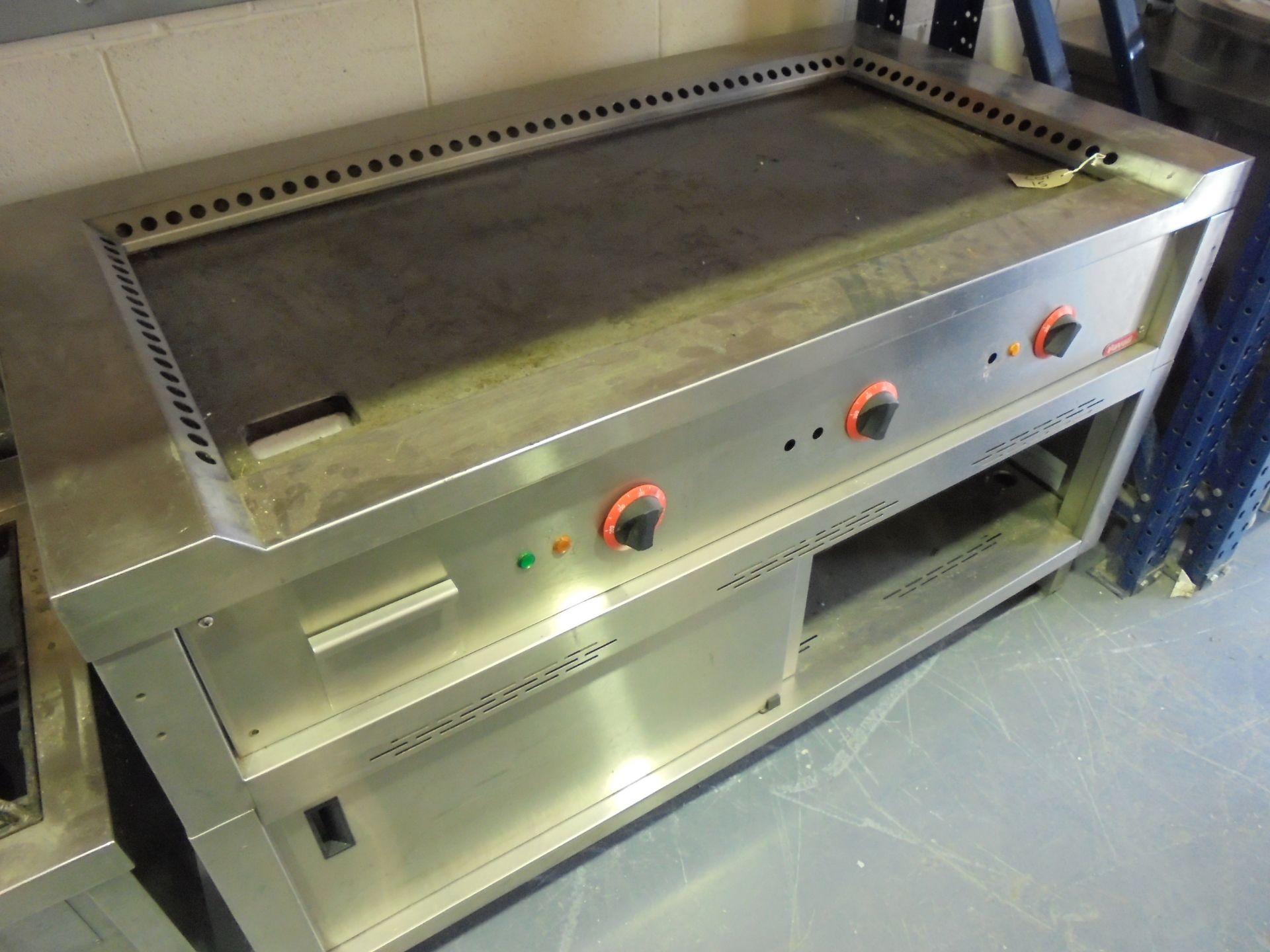 Nayati Stainless Steel Griddle, Model TP-15/E. Size (H) 84cm x (D) 77cm x (W) 144cm. 3 Phase (As - Image 3 of 5