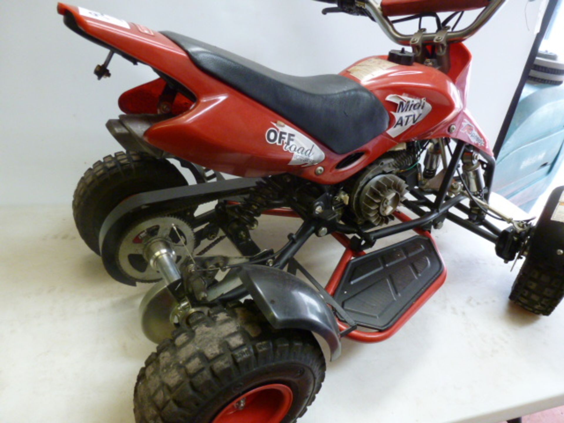 ZHEJING LYAA Company Ltd Off Road, Midi ATV Kids Petrol Quad Bike in Red. Model QD01, Year 2012, - Image 4 of 9