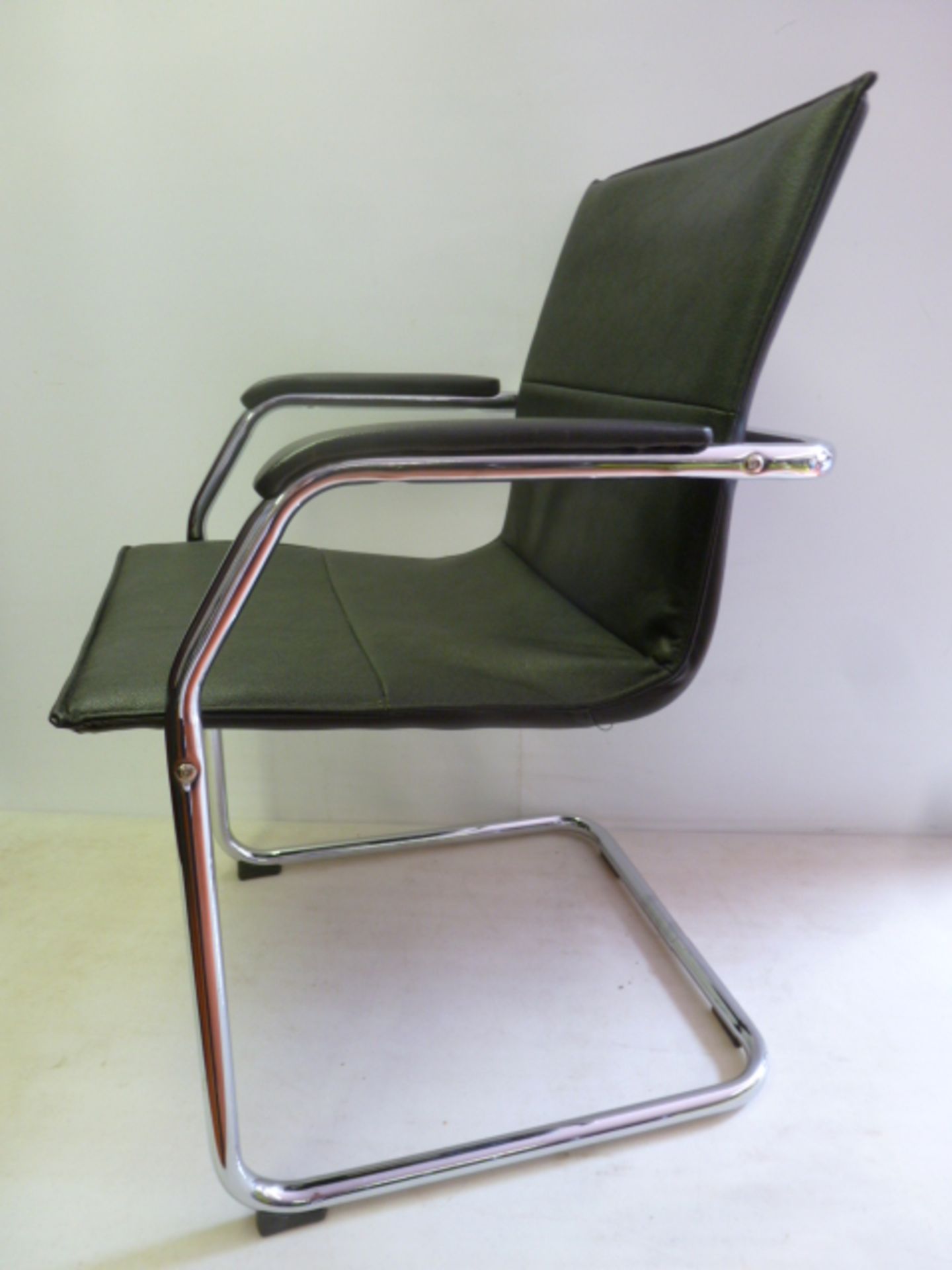 4 x Black Fauk Leather Canterlever Meeting Chairs on Chrome Frame - Image 2 of 3