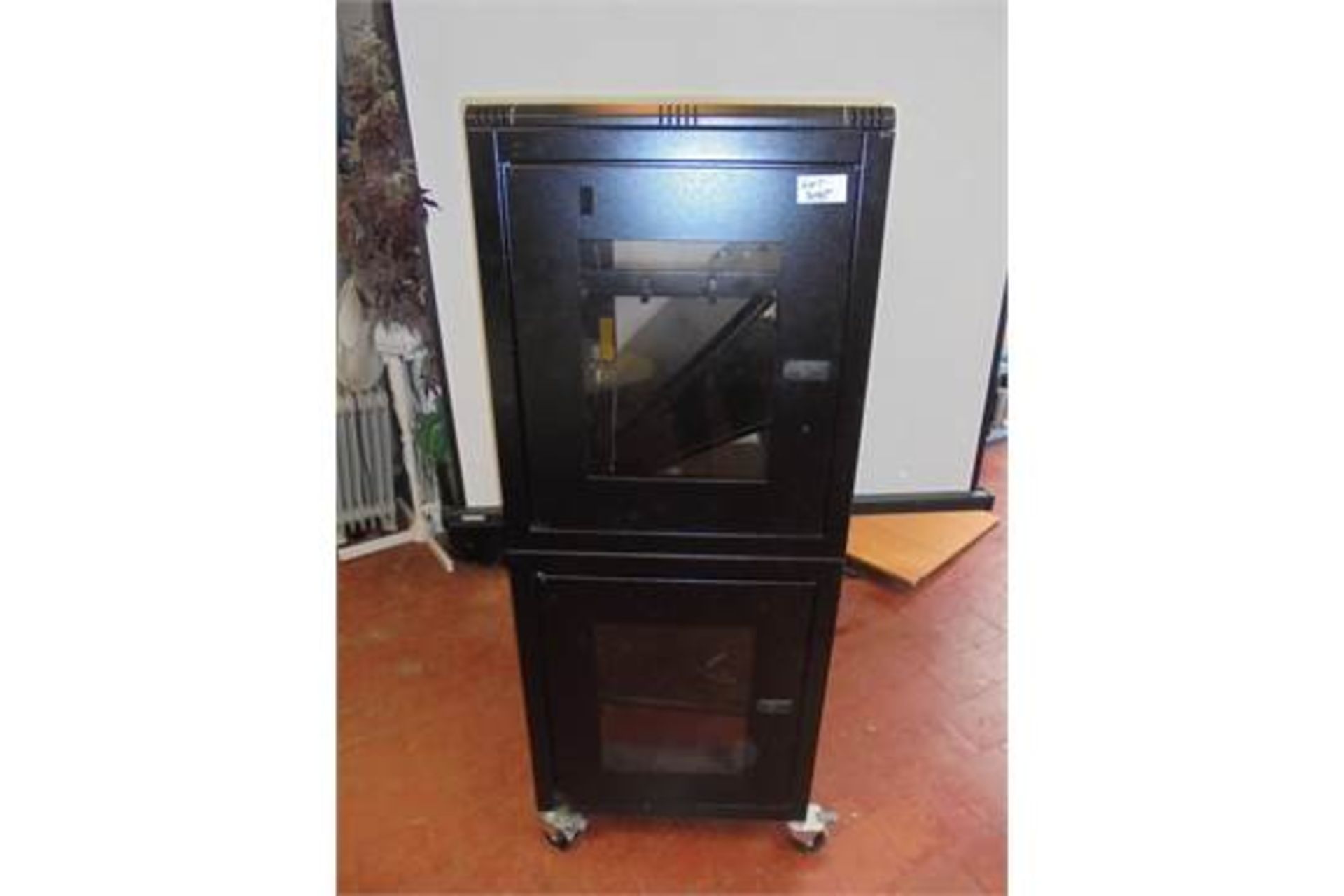 Large Mobile 2 Door Server Cabinet with Key. Size (H) 150cm x (D) 8ocm x (W) 60cm.