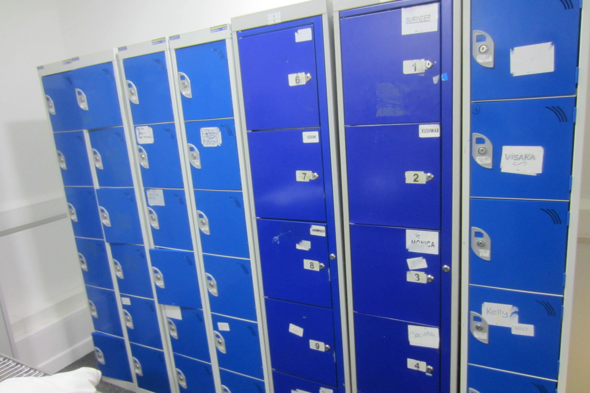 35 x Assorted Staff Personnel Lockers (No Keys) - Image 6 of 6