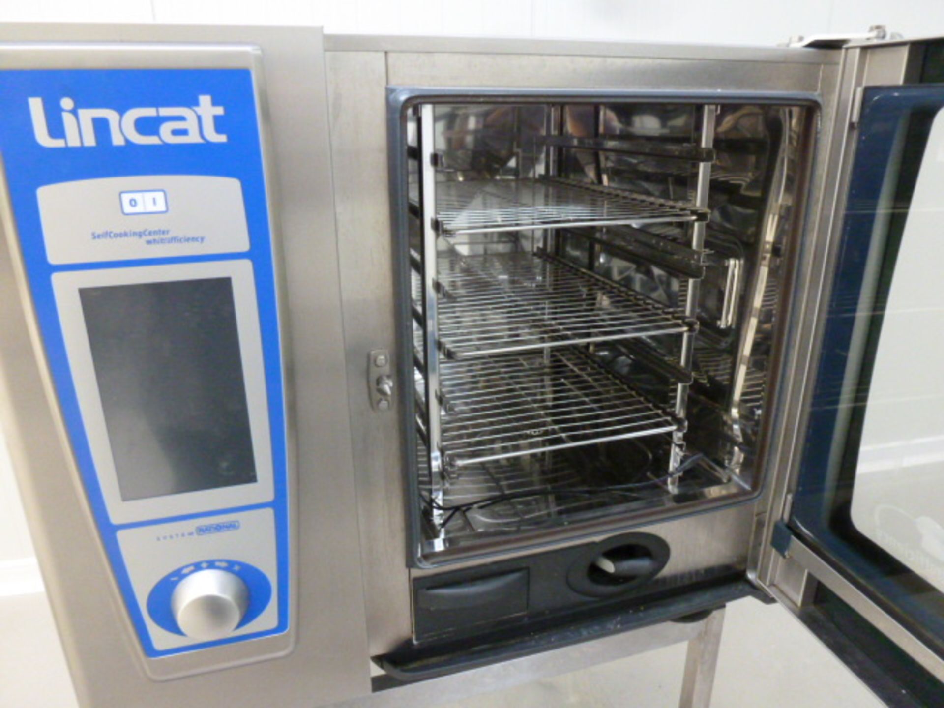 Lincat 6 Rack Rational Combination Self Cooking Centre, White Efficiency. Model OSCWE61, S/N - Image 2 of 5